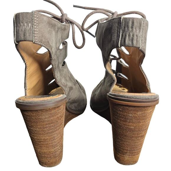 Melrose And Market Sandals - Picture 5 of 7